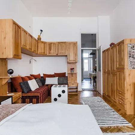Rubik's Cube Apartment *